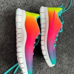 Nike Free Run 5.0 Ombré Neon Rainbow Gradient YOUTH Size 1.5